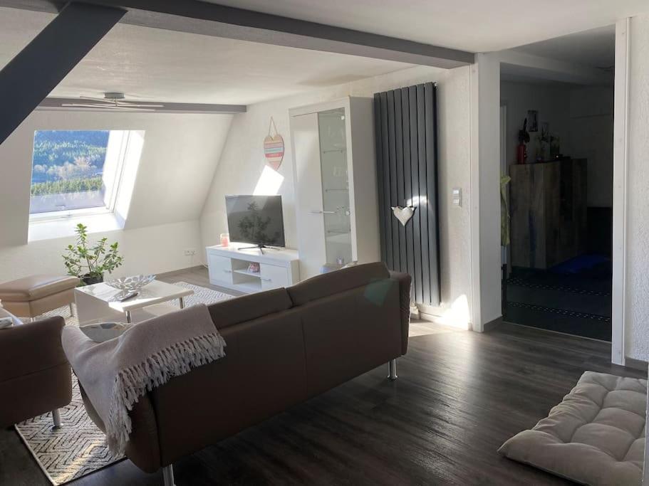 Loft Wohnung Mit Toller Aussicht Messstetten 外观 照片